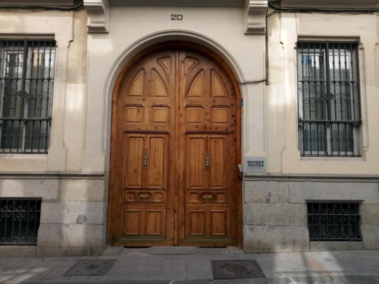 Residencia Wunderhouse Hostel Μαδρίτη Εξωτερικό φωτογραφία